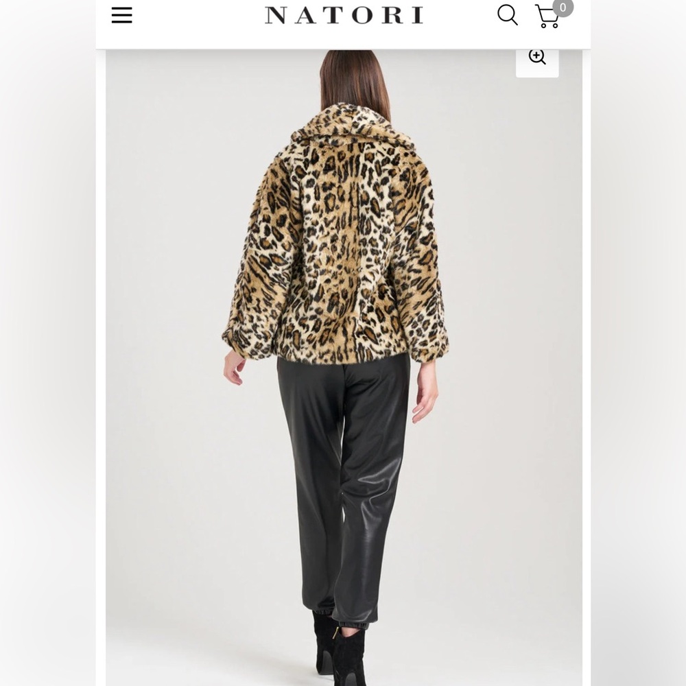 Natori faux leopard fur shawl coat - Picture 4 of 10